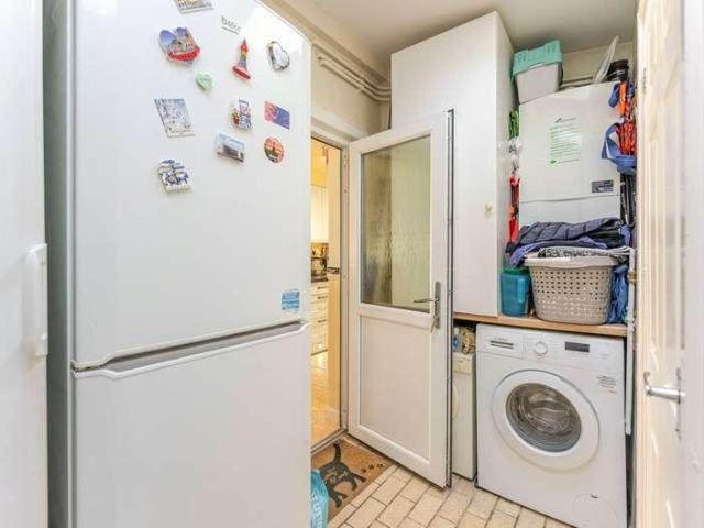 House for sale in Woodloes Park, Green Close