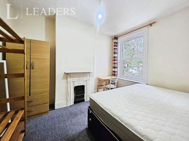 House for sale in Hollingdean, Brighton