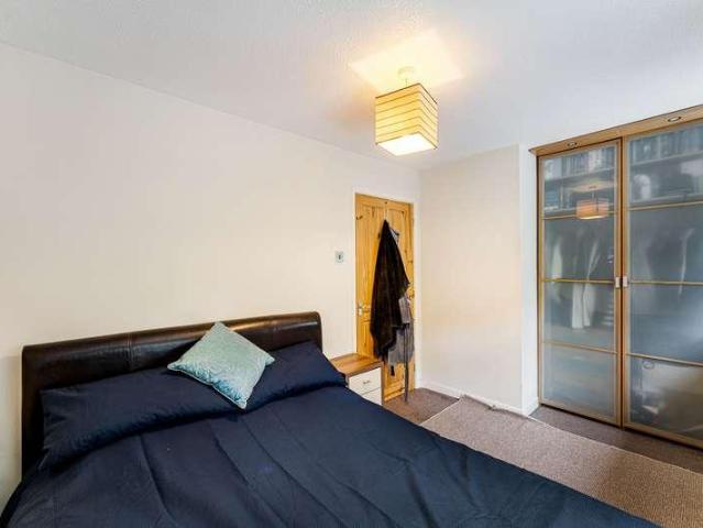 House for sale in Widnes, Kingsway Estate