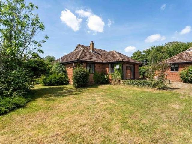 House for sale in Chipping Hill, Essex