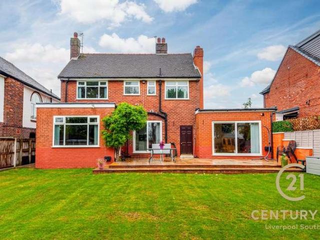 House for sale in Woolton, Liverpool