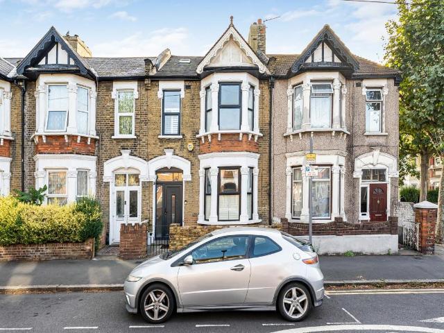 House for sale in Plaistow, Greater London