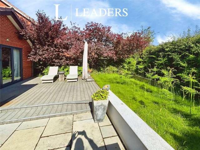 House for sale in Davenham, Bostock Green