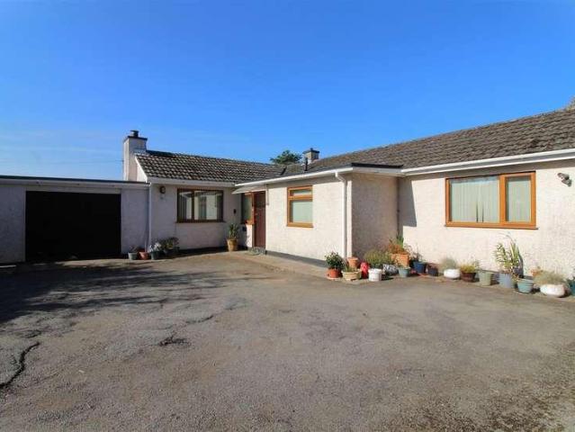 House for sale in Caergeiliog, Wales