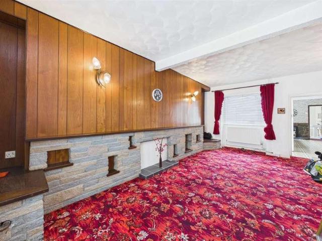 House for sale in Seaside, Llanelli