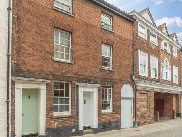 House for sale in Lakenham, East Bank