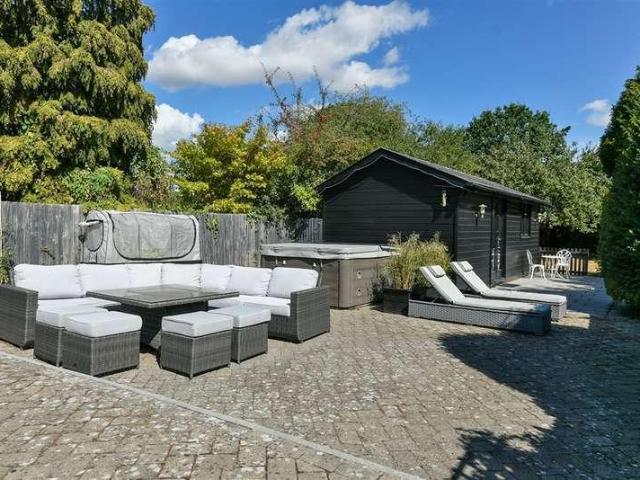 House for sale in Red Hill, Surrey