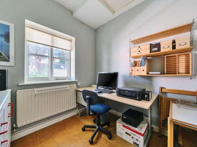 House for sale in Strawberry Hill, Greater London