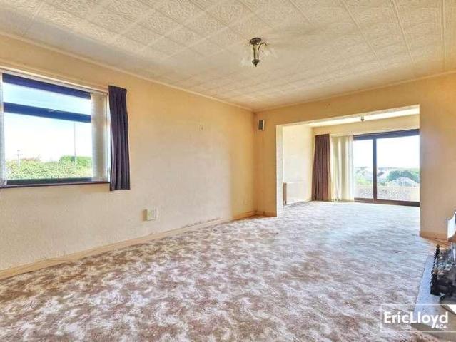 House for sale in Roselands, Livermead