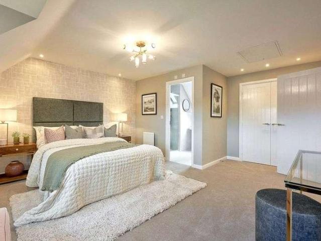 House for sale in Westborough, Surrey
