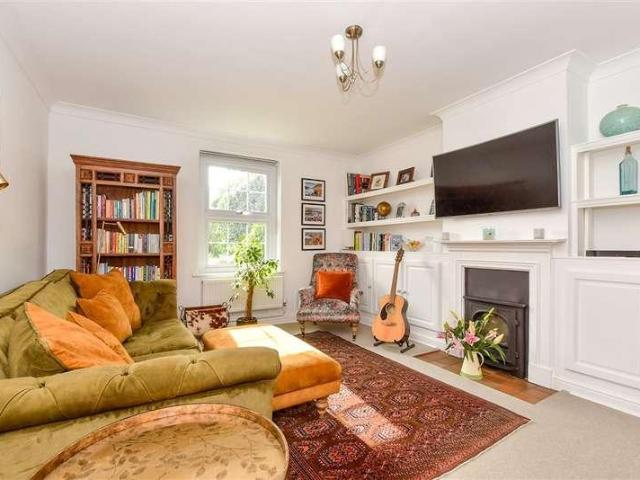 House for sale in Bridgefield, Kent