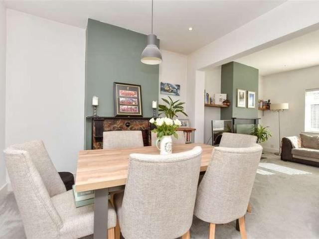 House for sale in Mile Town, Swale