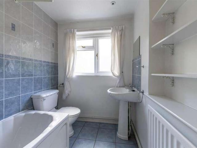 House for sale in Melbury Abbas, East Dorset
