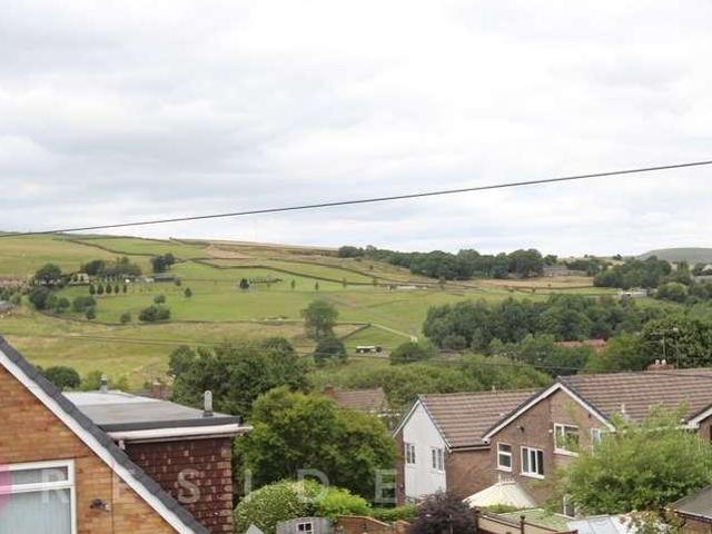 House for sale in Bagslate Moor, Burnedge