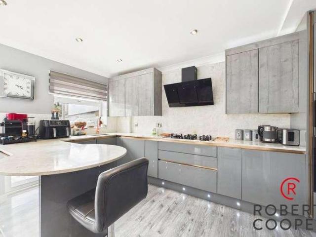 House for sale in London Borough of Ealing, Greater London