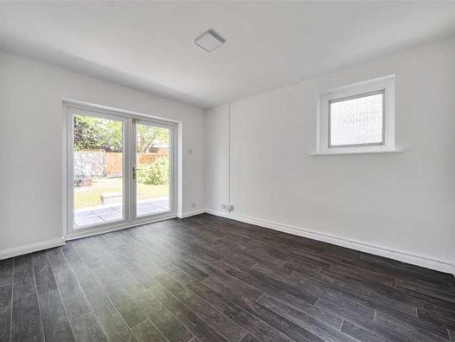 House for sale in Feckenham, City Of Bristol