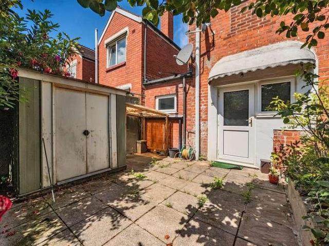 House for sale in Plasnewydd, Falcon Lodge
