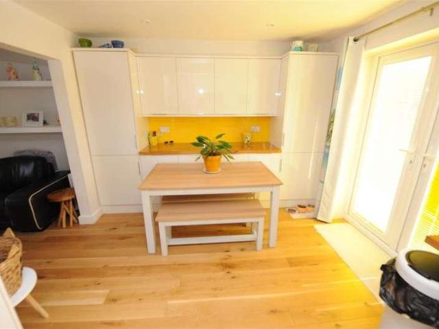 House for sale in Baildon, West Yorkshire