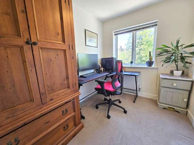 House for sale in Longport, The Bridge