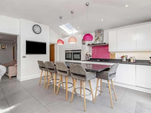House for sale in St Albans, Five Acres