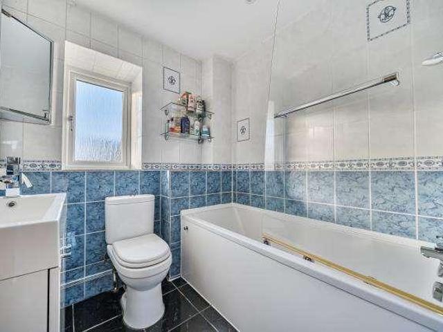 House for sale in Covingham, Swindon