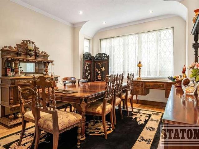 House for sale in Totteridge, Greater London