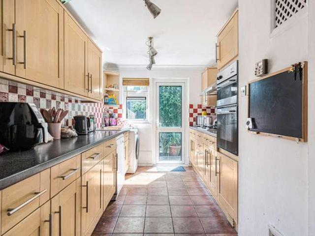 House for sale in Bellfields, Westborough