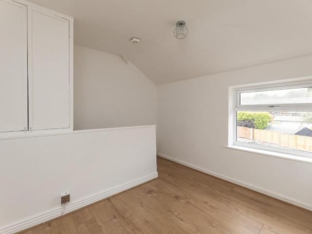 House for sale in Allerton Bywater, West Yorkshire