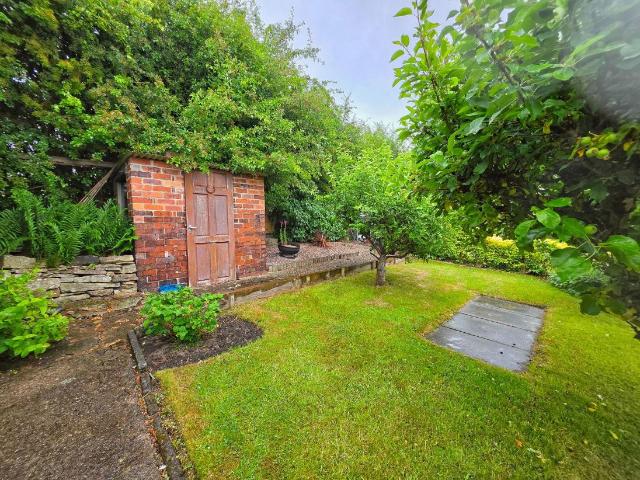 House for sale in Sheffield, Chapeltown