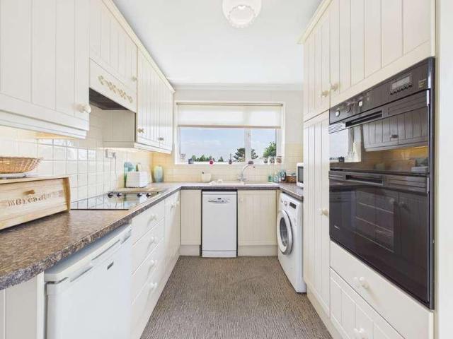 House for sale in Worle, Weston-super-mare