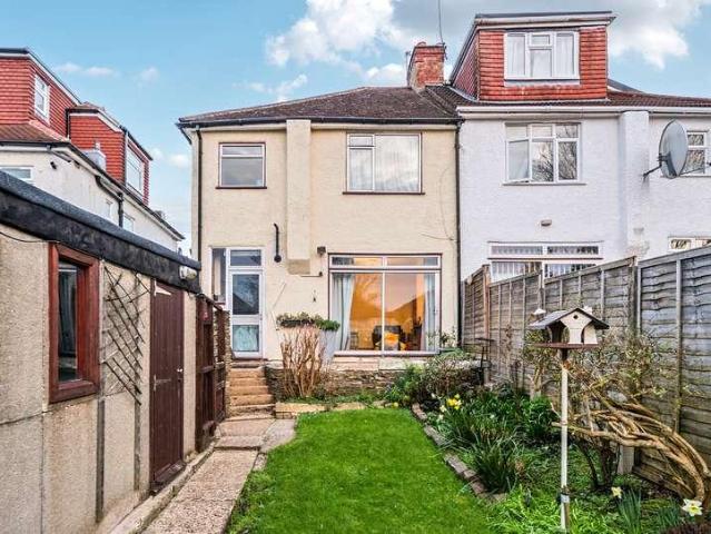 House for sale in Kingsbury, Greater London