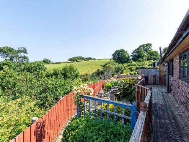 House for sale in Clwyd