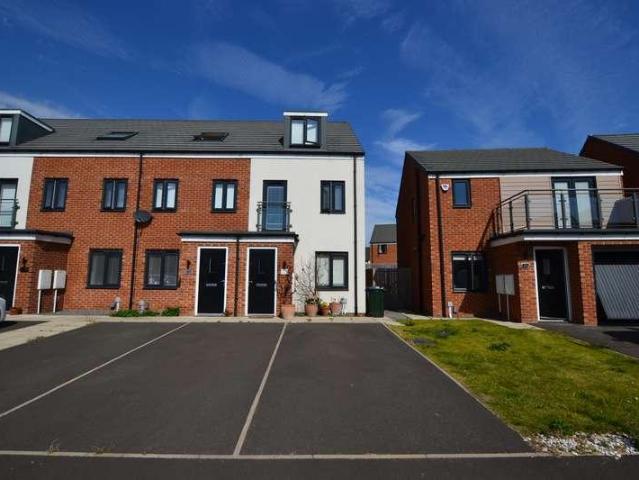 House for sale in Newcastle Upon Tyne