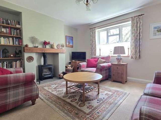 House for sale in Harbury, Stratford-on-Avon