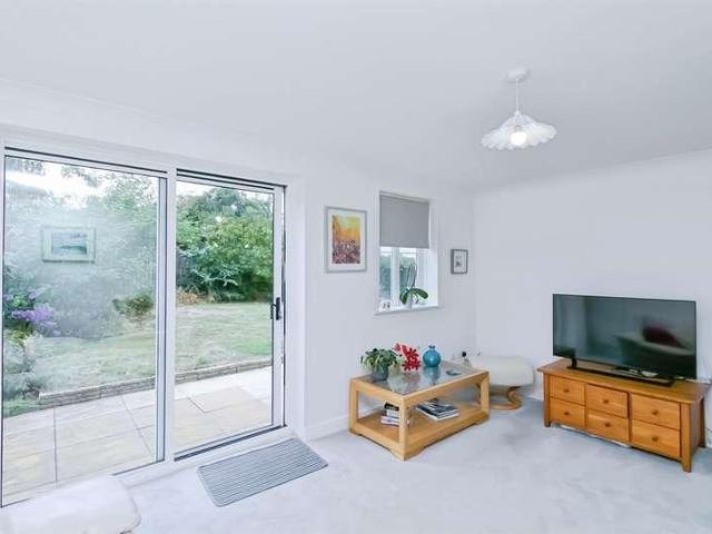 House for sale in Rhoose, Wales