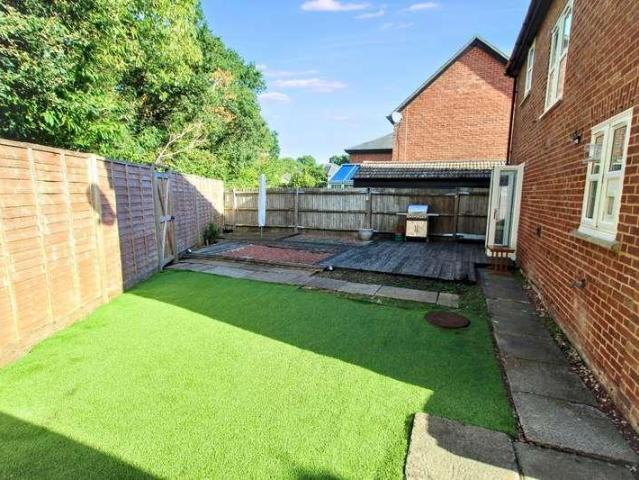 House for sale in Herne and Broomfield, The Bridge