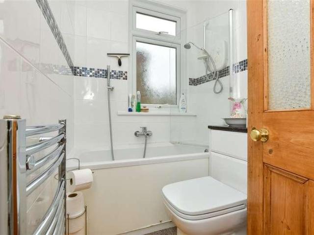 House for sale in Chilton, Acol