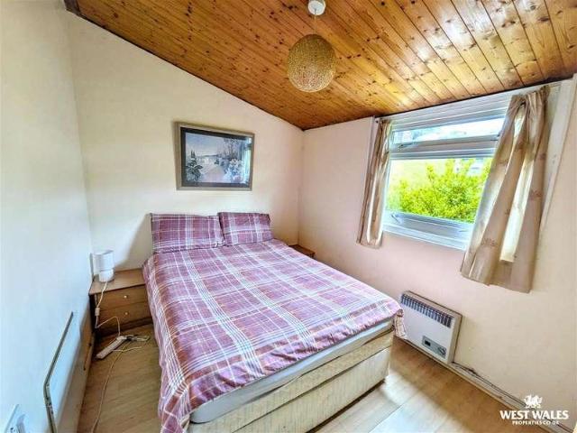 House for sale in Llansteffan