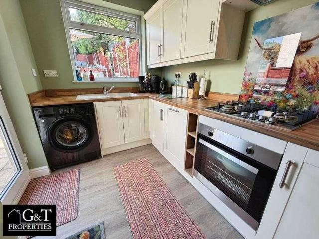 House for sale in Cradley Heath, West Midlands