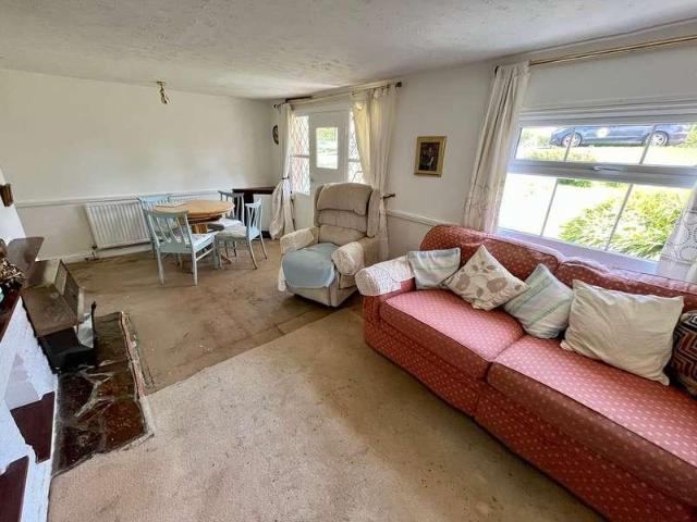 House for sale in Stanford On Avon, Leicestershire