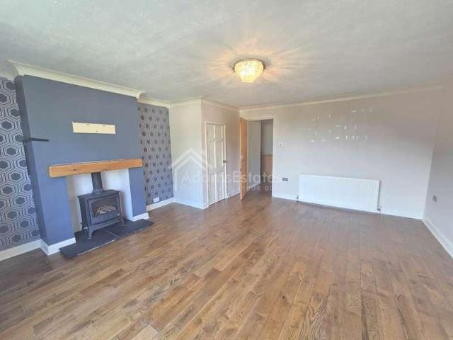 House for sale in The Nook, West Yorkshire