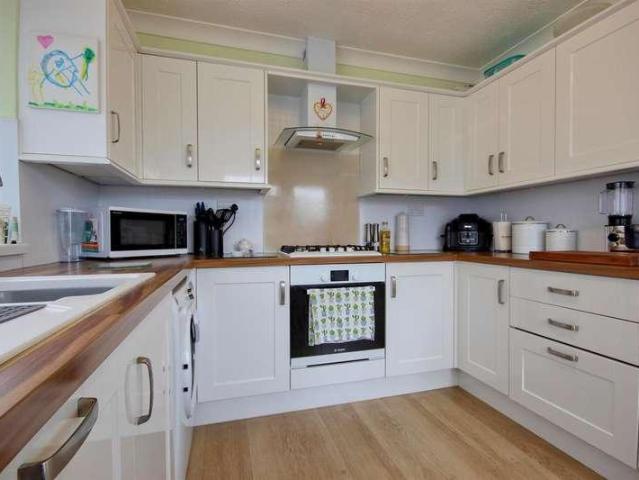 House for sale in Sproatley