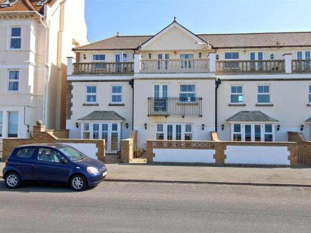 House for sale in Seaford, Iford
