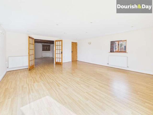 House for sale in Whitchurch, Shropshire