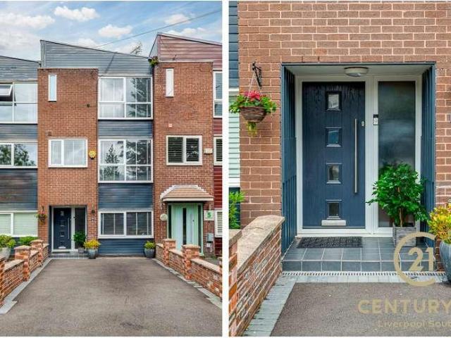 House for sale in Calderstones