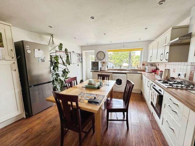 House for sale in Dale Hill, Essex