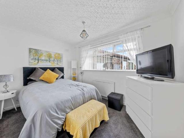 House for sale in Lingley Green, Warrington