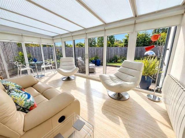 House for sale in Holland Park, Exeter