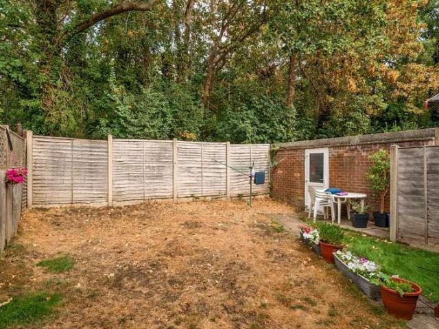 House for sale in Worplesdon, Westborough