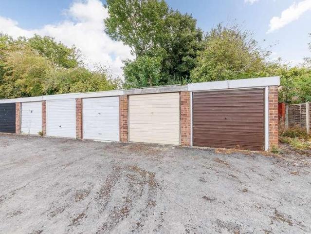 House for sale in Berrick Salome, Oxfordshire